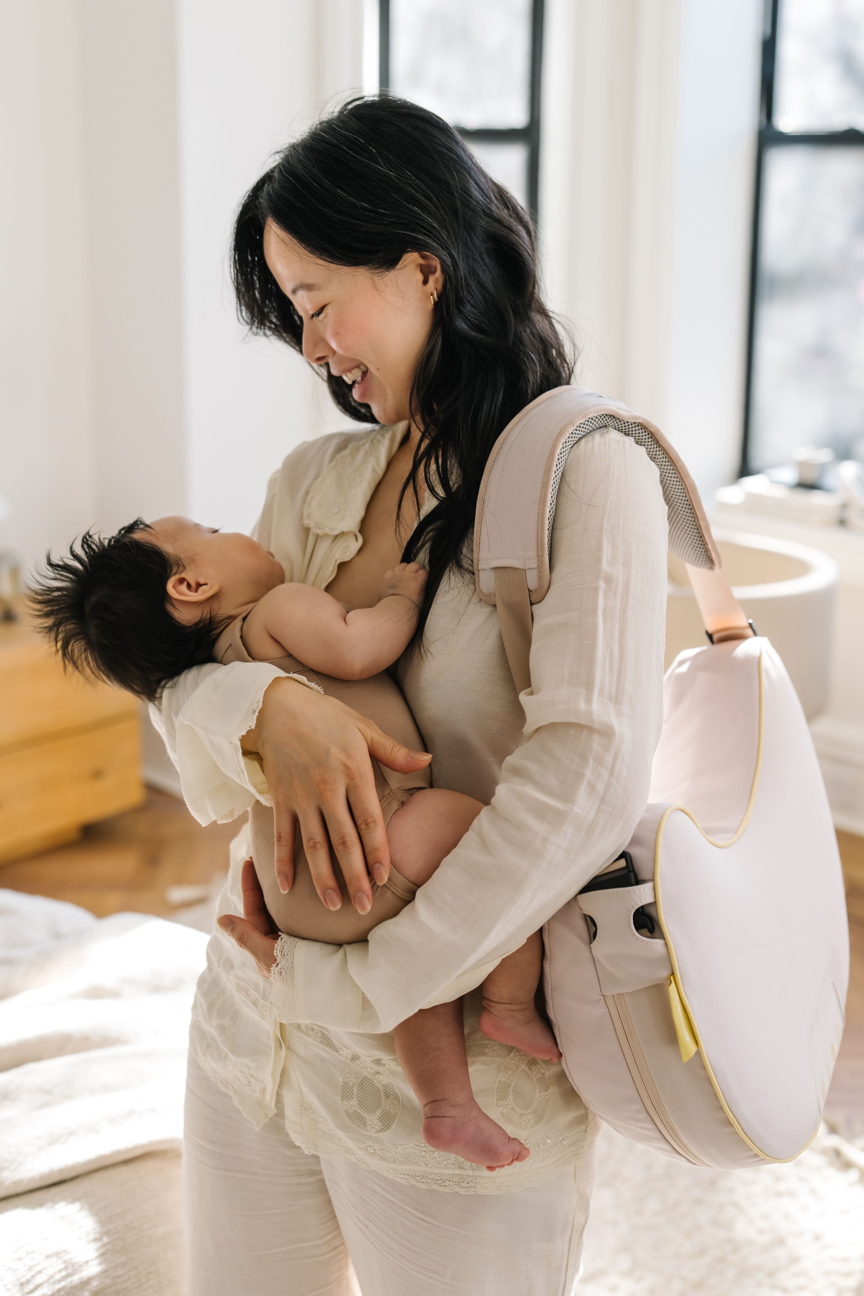 How Long to Nurse Per Side: A Guide for the First Days, Weeks, and Months