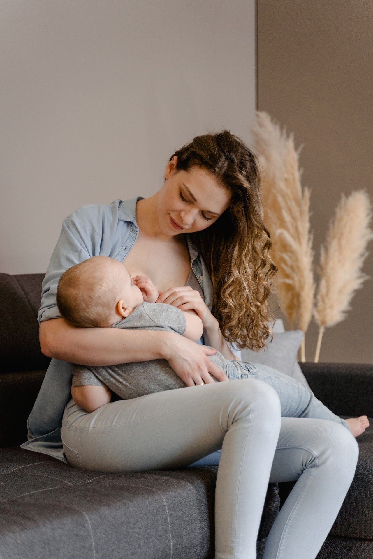 How Can I Make Breastfeeding More Comfortable for My Back and Neck?